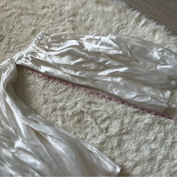 The Kemist Dress Pomona Off the Shoulder Relaxed Flowy Mini White UK18/US14 - Picture 9 of 11